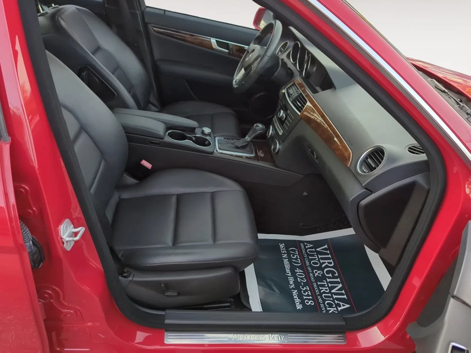 Used 2014 Mercedes-Benz C 250 Sedan image 12