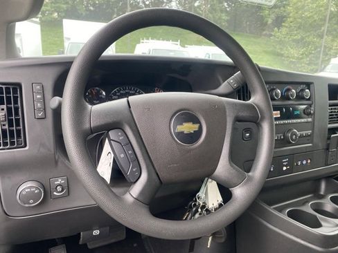 New 2025 Chevrolet Express 3500 Cutaway w/ Power Convenience Package image 51