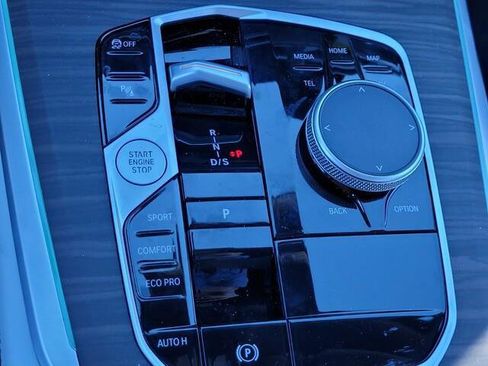 Certified 2025 BMW X5 sDrive40i w/ Premium Package image 16