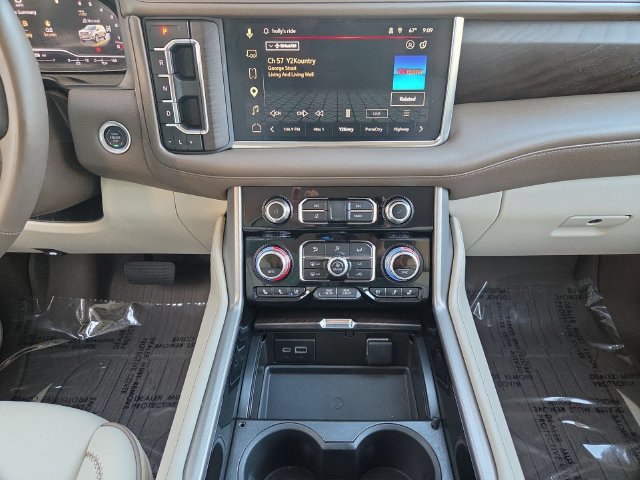 Certified 2024 GMC Yukon XL Denali AWD/4WD image 19