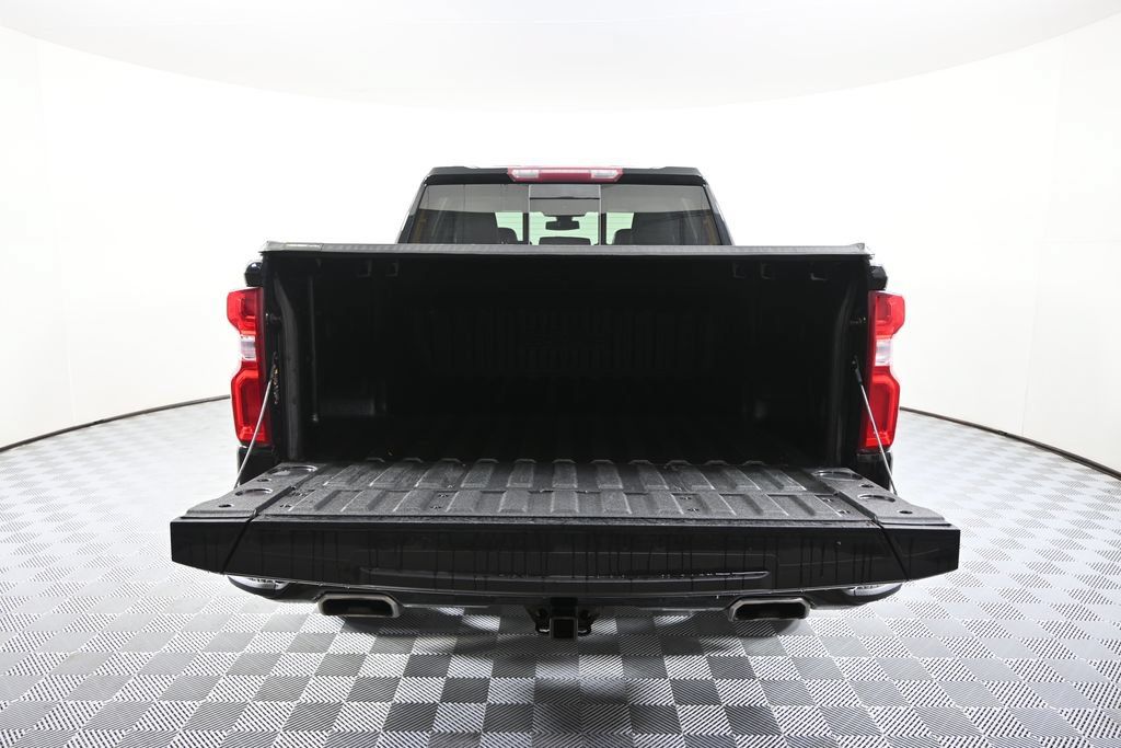 Used 2022 Chevrolet Silverado 1500 High Country AWD/4WD image 6