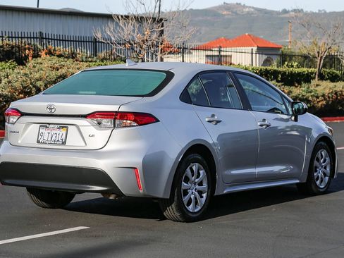 Certified 2024 Toyota Corolla LE FWD image 8