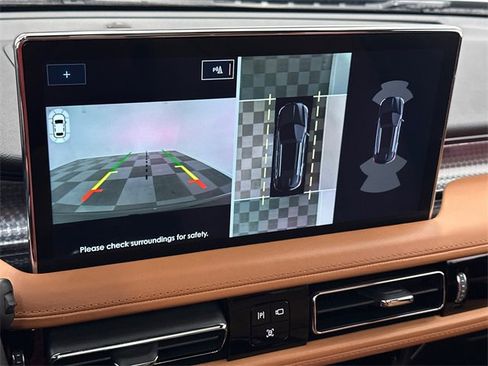 Used 2022 Lincoln Nautilus Black Label w/ Class II Trailer Tow Package image 29