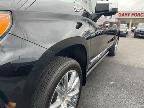 Used 2023 Chevrolet Silverado 1500 High Country w/ High Country Premium Package image 5