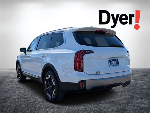 Certified 2025 Kia Telluride S image 6