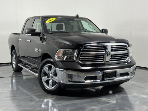Used 2016 RAM 1500 Big Horn AWD/4WD image 2
