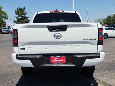 Certified 2023 Nissan Frontier SV AWD/4WD image 11