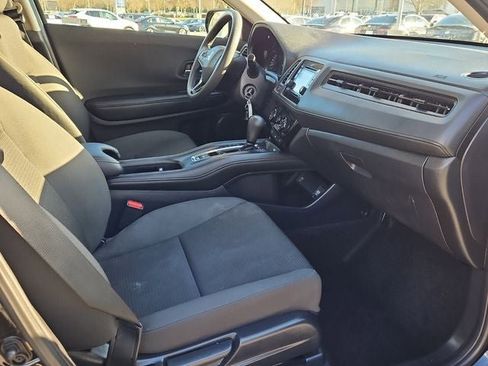 Used 2022 Honda HR-V LX image 12