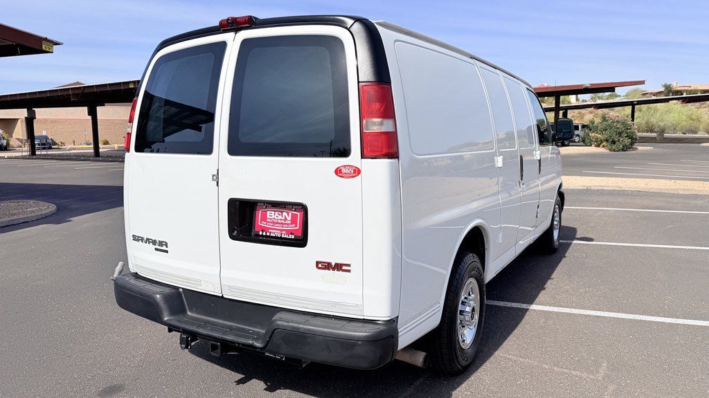 Used 2015 GMC Savana 2500 RWD image 5