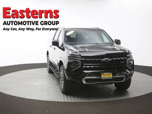 Used 2025 Chevrolet Suburban Z71 AWD/4WD image 56