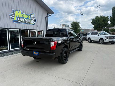 Used 2017 Nissan Titan PRO-4X AWD/4WD image 6