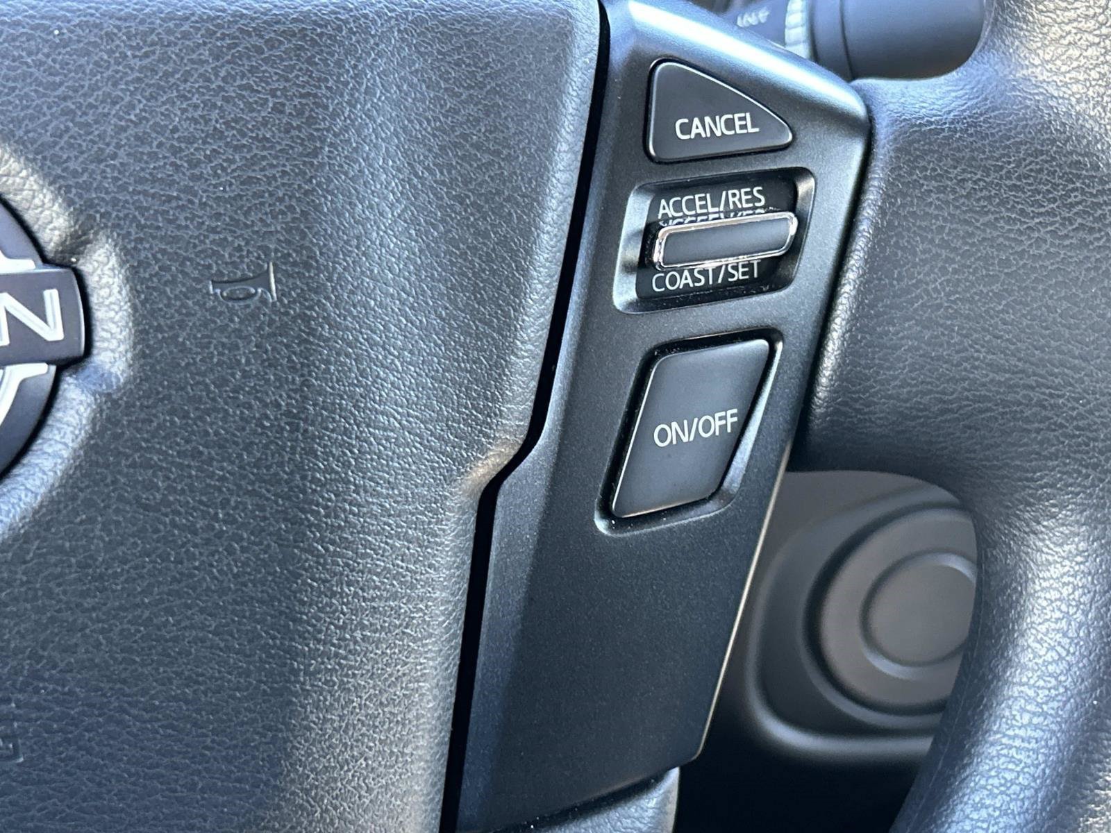 Used 2024 Nissan Frontier SV RWD image 22