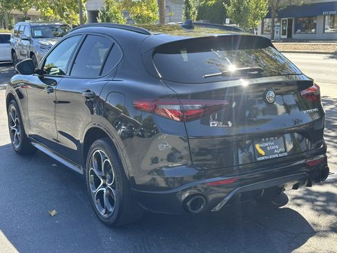 Used 2023 Alfa Romeo Stelvio Veloce AWD/4WD image 11