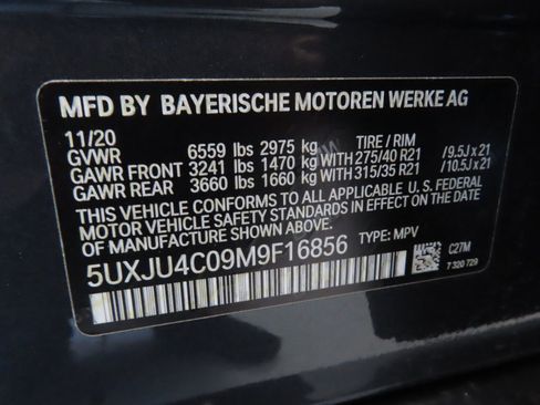 Used 2021 BMW X5 M50i w/ Executive Package image 32