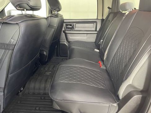 Used 2021 RAM 1500 Express w/ Wheel & Sound Group AWD/4WD image 15
