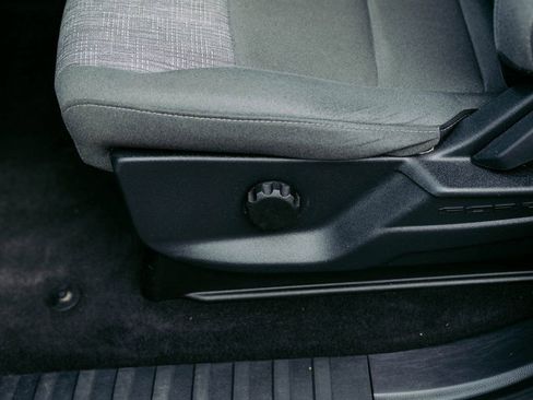 Used 2023 Ford F150 XLT image 16