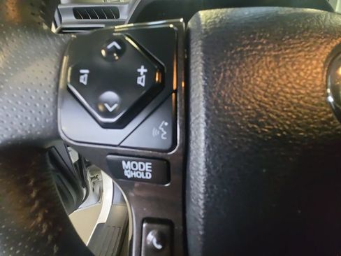 Used 2022 Toyota 4Runner TRD Off-Road Premium AWD/4WD image 20