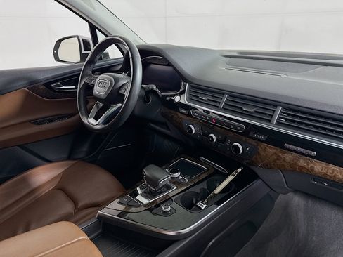 Used 2018 Audi Q7 3.0T Premium Plus AWD/4WD image 28