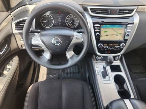 Used 2018 Nissan Murano S image 26