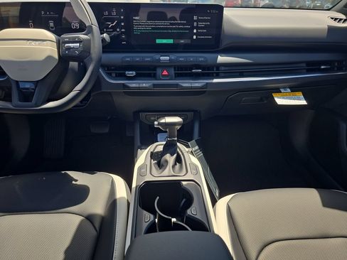 New 2026 Kia K4 EX FWD image 14