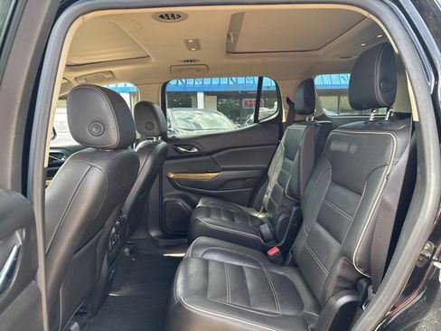 Used 2018 GMC Acadia Denali w/ Technology Package image 11