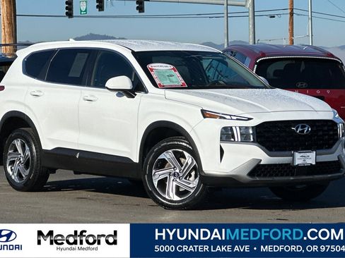 Certified 2023 Hyundai Santa Fe SE image 1