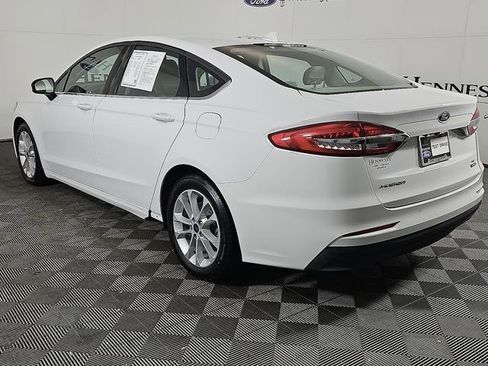 Used 2020 Ford Fusion SE image 7