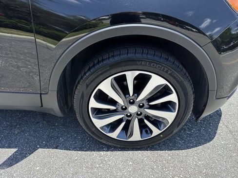 Used 2021 Buick Encore Preferred w/ Safety Package FWD image 59