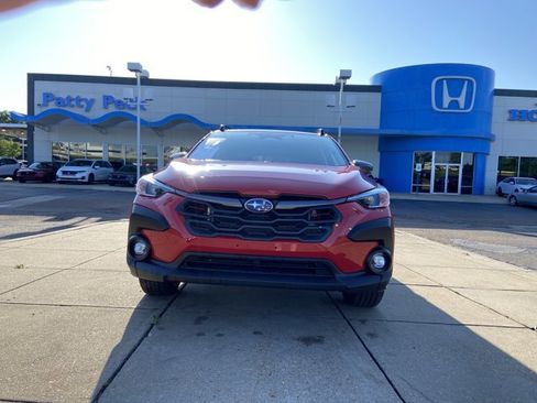 Used 2025 Subaru Crosstrek 2.0i Premium AWD/4WD image 3