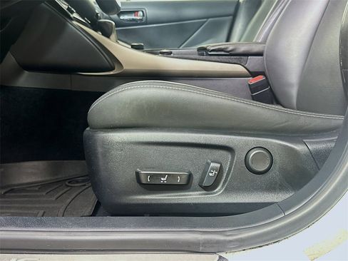 Used 2014 Lexus IS 250 image 22