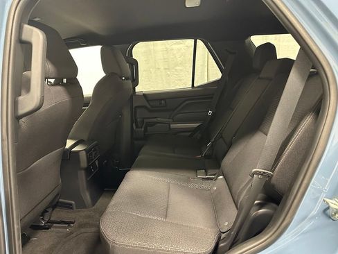 Used 2025 Toyota 4Runner SR5 AWD/4WD image 46