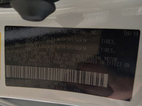 Used 2019 Toyota Highlander SE image 33