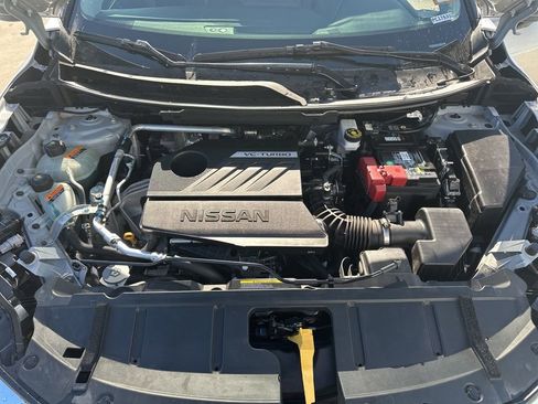 Used 2024 Nissan Rogue SV AWD/4WD image 29