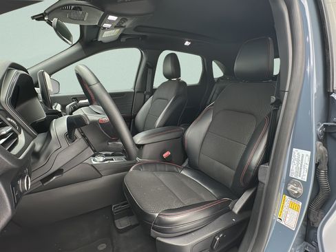 Used 2024 Ford Escape ST-Line w/ Tech Pack #1 AWD/4WD image 13