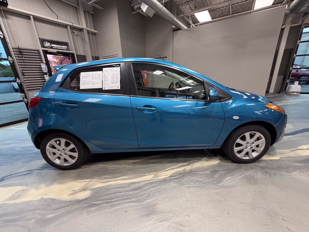 Used 2011 MAZDA MAZDA2 Touring FWD image 24