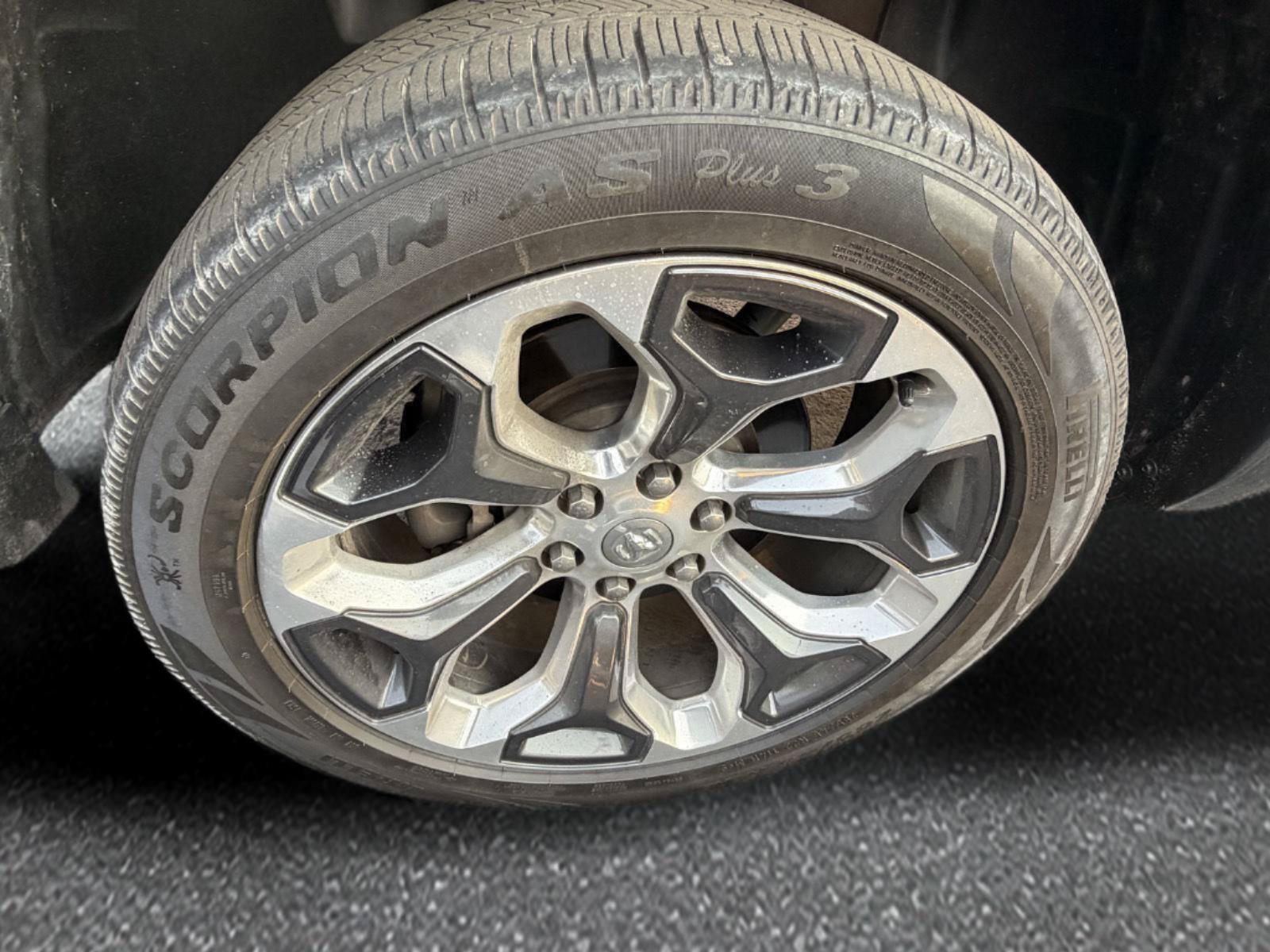 Used 2021 RAM 1500 Limited AWD/4WD image 11