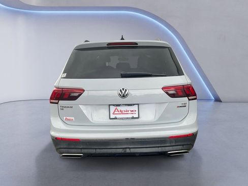 Used 2018 Volkswagen Tiguan SE w/ 3rd Row Seat Package AWD/4WD image 4