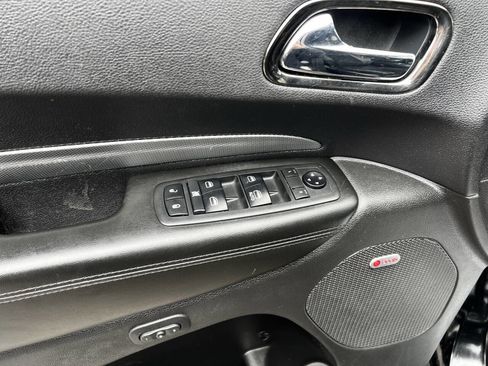 Used 2018 Dodge Durango GT w/ Premium Group image 17
