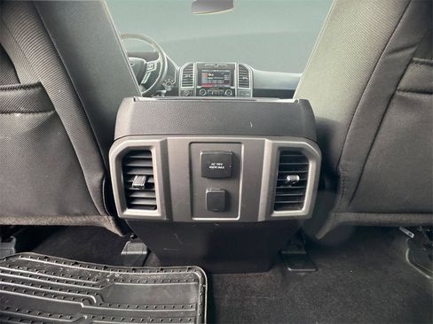 Used 2015 Ford F150 XLT w/ Equipment Group 302A Luxury image 11