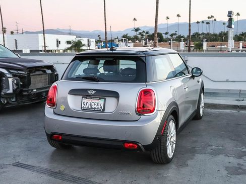 Used 2024 MINI Cooper SE FWD image 9