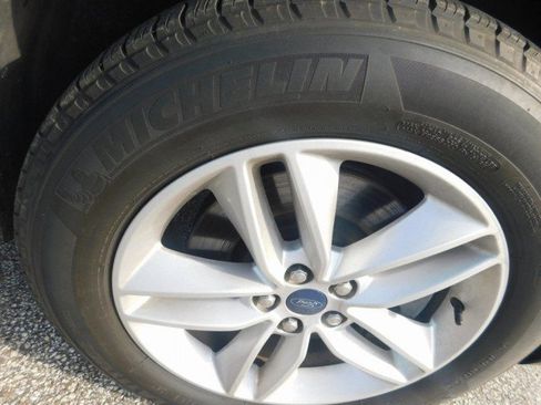 Used 2015 Ford Edge SEL w/ Canadian Touring Package image 18