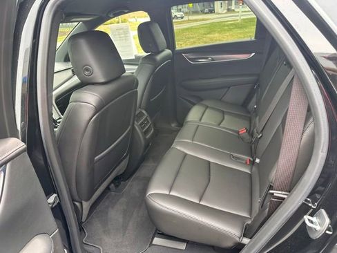 Used 2021 Cadillac XT5 Luxury FWD image 8