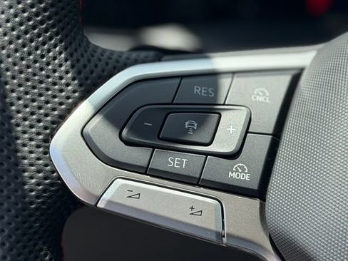 New 2026 Volkswagen GTI SE FWD image 28