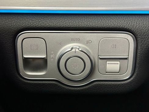 Used 2022 Mercedes-Benz GLE 350 4MATIC image 35