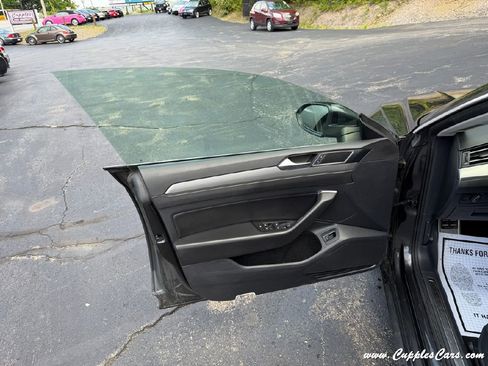 Used 2019 Volkswagen Arteon SE FWD image 7