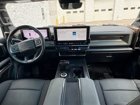 Used 2024 GMC Hummer EV 3X AWD/4WD image 15