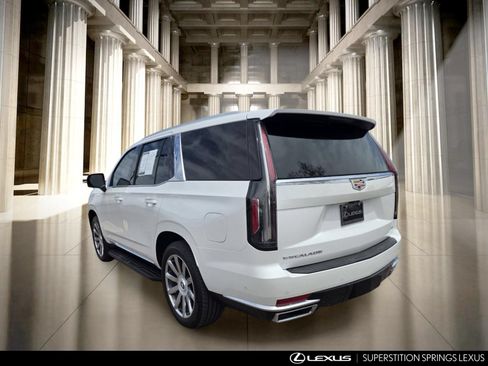 Used 2024 Cadillac Escalade Premium Luxury Platinum w/ Heavy-Duty Trailer Package AWD/4WD image 6