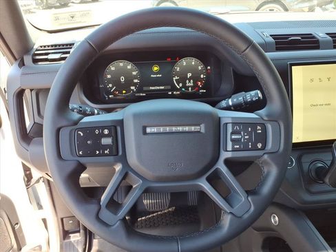New 2026 Land Rover Defender 130 X-Dynamic SE AWD/4WD image 16