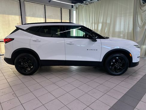 Certified 2023 Chevrolet Blazer LT w/ Convenience Package AWD/4WD image 3