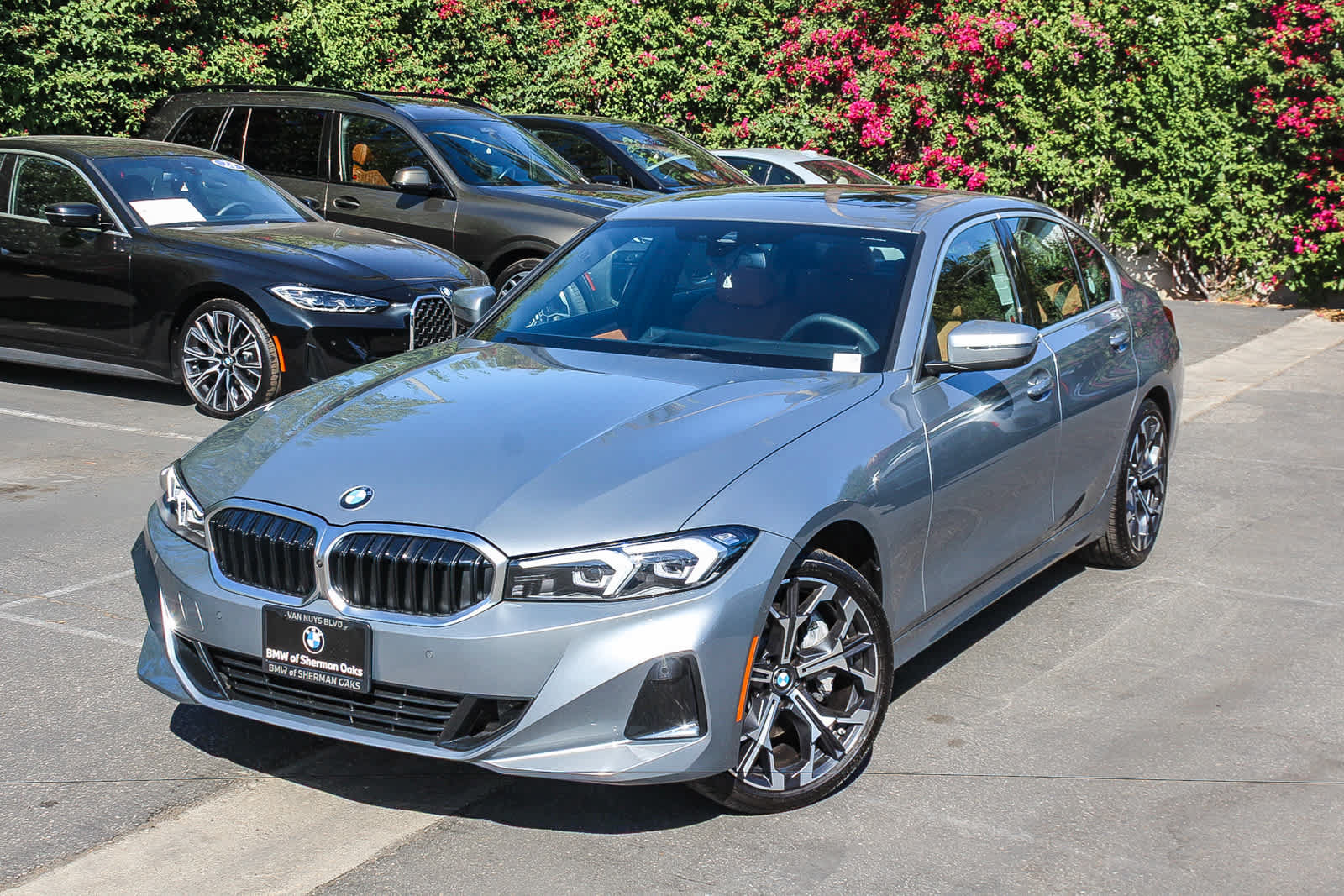Used 2026 BMW 330i Sedan w/ Convenience Package RWD image 1